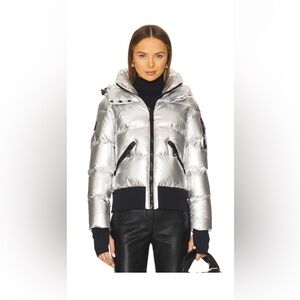 ❤️SAM. Metallic Silver Puffer Jacket NWT